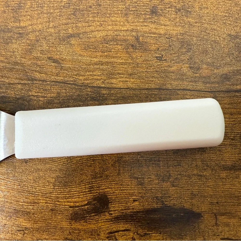 NSF Mundial W5695 White Handle Metal Spatula Pie Cake Server StainlessCommercial